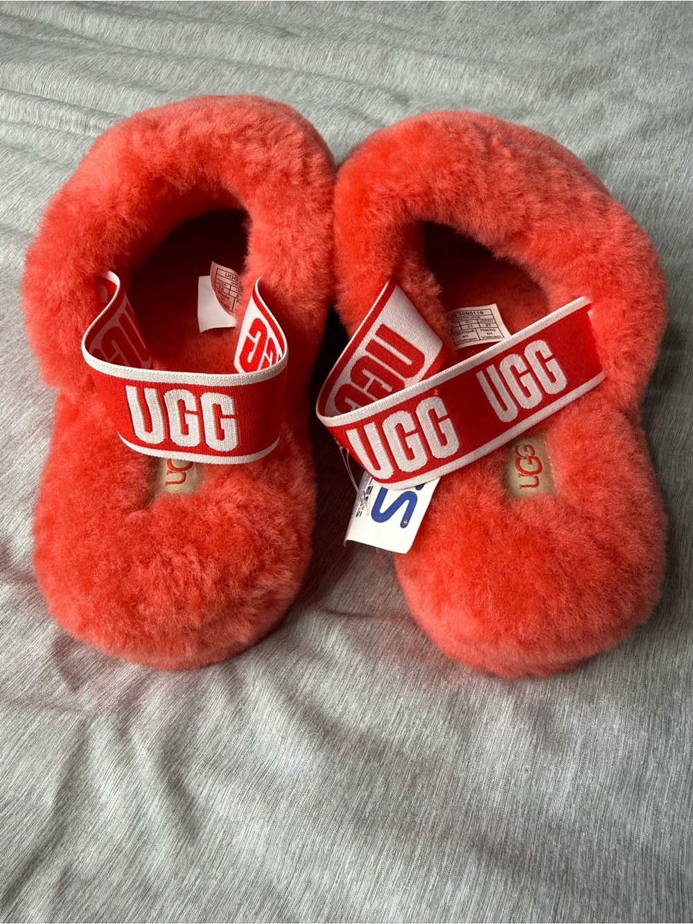 UGG Kids Orange-Red Fluff Slide Slippers with Branded Strap
